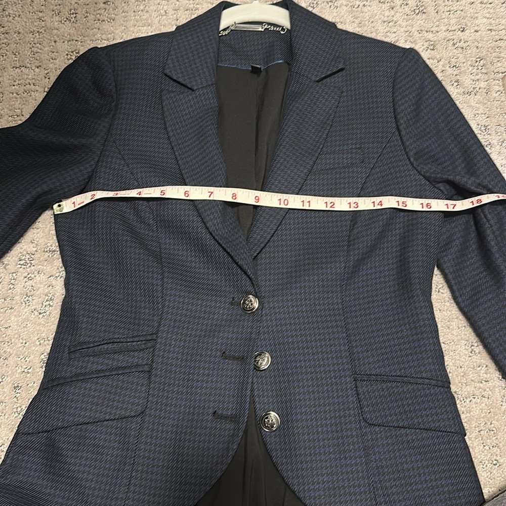 WHBM Blazer - Picture 4 of 5
